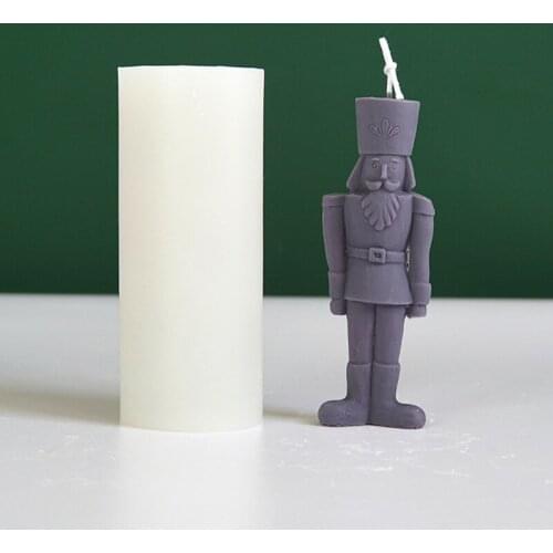 1PC DIY King Candle Silicone Mold Human-shaped Candle Mould Aromatherapy Candle Silicone Mold Handmade Candle Making Supplies
