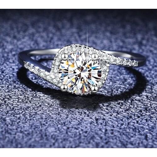 Silver Platinum Diamond Test Passed Excellent Cut 1 Carat D Color Good Quality Moissanite Ring Silver 925 Jewelry Birthday Gift