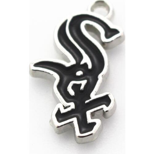 Hot Selling 10pcs/lot American Baseball Sport W Sox Charm Dangle Charms Diy Jewelry Accessory Bracelet enamel Hanging Charms