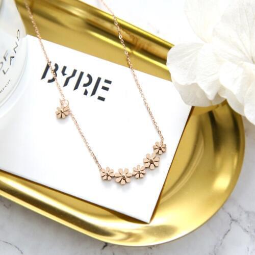 YUN RUO Rose Gold Color Lovely Sweet Daisy Pendant Necklace Titanium Steel Jewelry Woman Christmas Gift Never Fade Drop Shipping