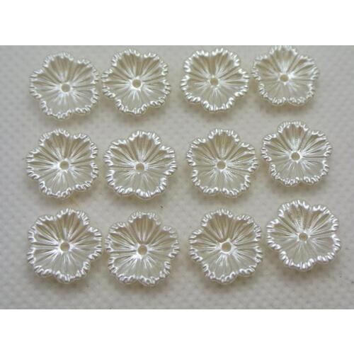 200 Ivory Acrylic Pearl Flower Bead Cap Beads 12mm Sewing Bow Center