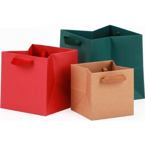 Square bolsas de papel Christmas gift bag baby shower cajas de carton flower packaging paper bag with portable cadeau zakjes