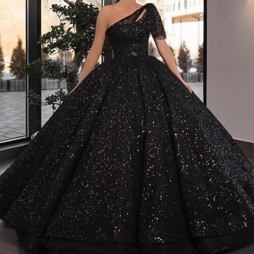 New Arrival Black One Shoulder Bling Bling Beaded Strap Short Sleeve Pleated Ball Gown Prom Dresses