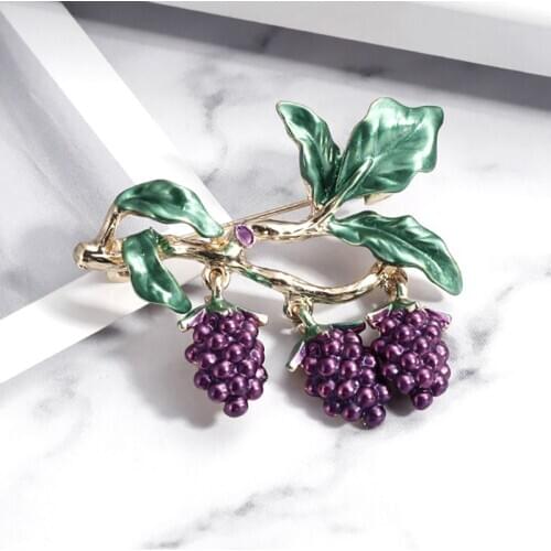 Luxury Rhinestone Grape Brooch For Women Trendy Fruit Pins Enamel Vintage Design Coat Accessories Gift