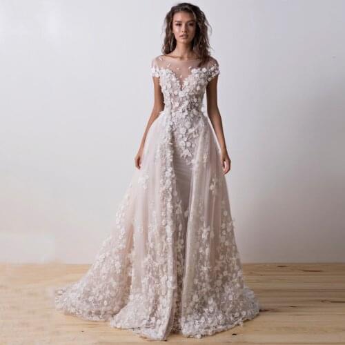 Sheer Scoop Neckline Short Sleeves Dark 3D Flowers Lace Two Pieces Wedding Dress Backless Sexy Applique Lace Bridal Gowns