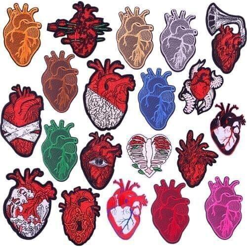 Punk Hearts Iron On Patches For Clothes Stripe Heart Embroidered Patches for Clothing Stickers Sticker on Clothes Applique Decor