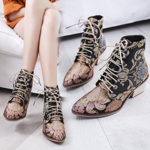 35-43 big size embroider winter boots women pointed toe ethnic floral botas mujer buckle lace up chunky heel ankle boots wome128