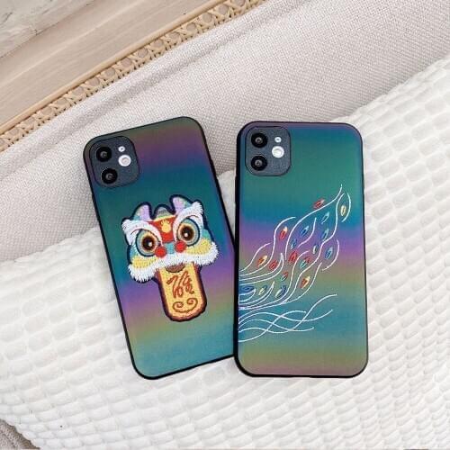IPhone 6/6SP 7 8P X/XR/XS MAX 11 PRO MAX Tiger Head Peacock Tail Reflective Symphony Phone Case Shatter-resistant Embroidery