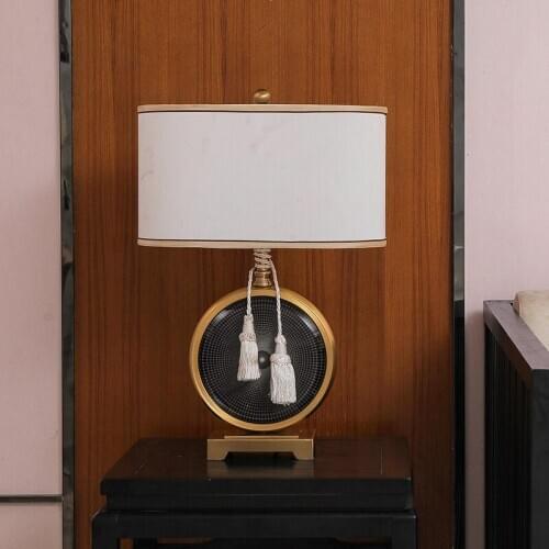 Hot Selling Desk Lamp Creative Simple Retro Tassled Desk Lamp Living Room Bedroom Study Bedside Bedroom Desk Lamp