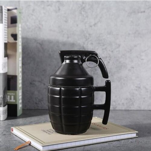 New style grenade ceramic mug with lid, military grenade weapon shape coffee mug