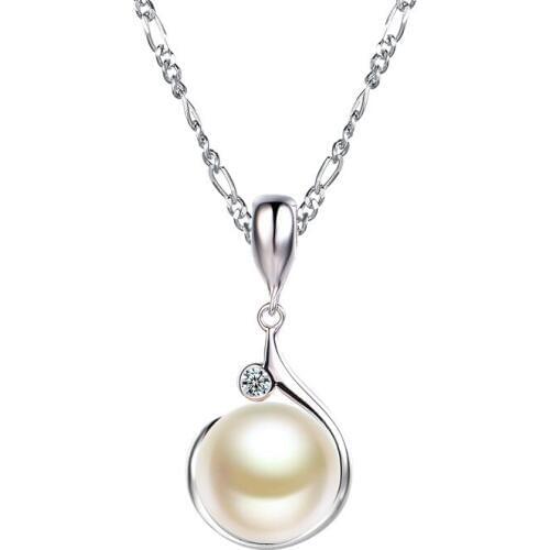 OCIKI Pearl Necklaces For Women