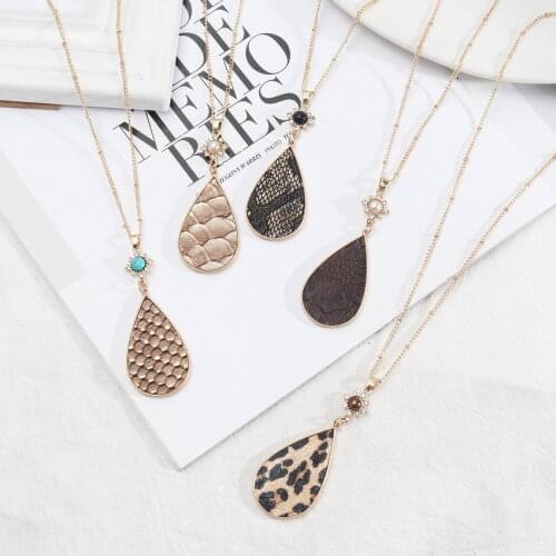 New PU Leather Mermaid Print Teardrop Long Necklace for Women Gold Color Link Chain Pearl Crystal Flower Charm Boutique Jewelry