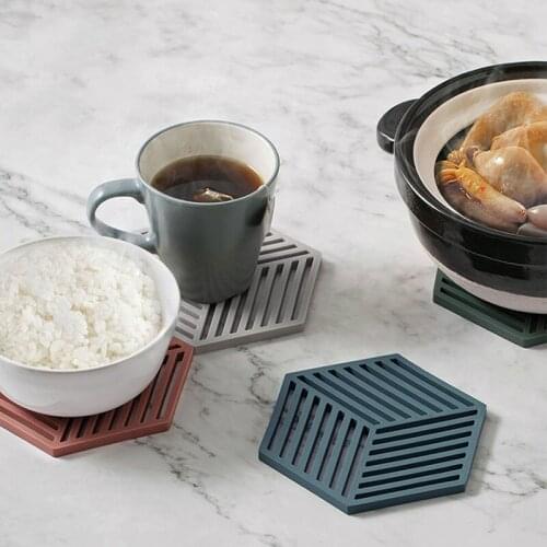 Creative Nordic Kitchen Tableware Mat Silicone Non-slip Heat Resistant Heat Insulation Hollow Tea Cup Mat Drink Coasters