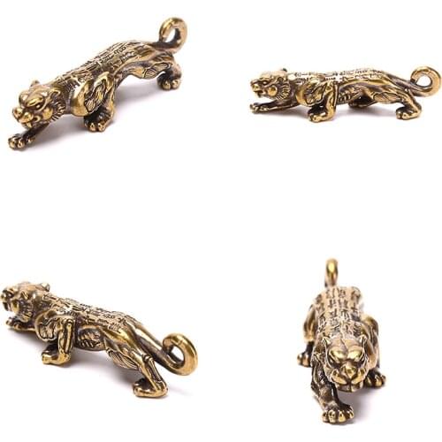 Copper Tiger Key Chains Vintage Glossy Brass Animal Pendants Trinket Chinese Zodiac Tigers Charms Keychains Ornaments