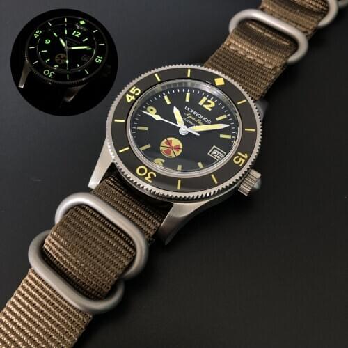 Men dive watch,STEELDIVE mens sport wrist watches 30ATM waterproof automatic mechanical wristwatch sapphire Switzerland luminous