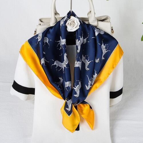 Cute Horse Satin Silk Neck scarf Fashionable Womens Bag Scarf Bandanas Korean Style Small Foulard Bandana Femme Echarpe