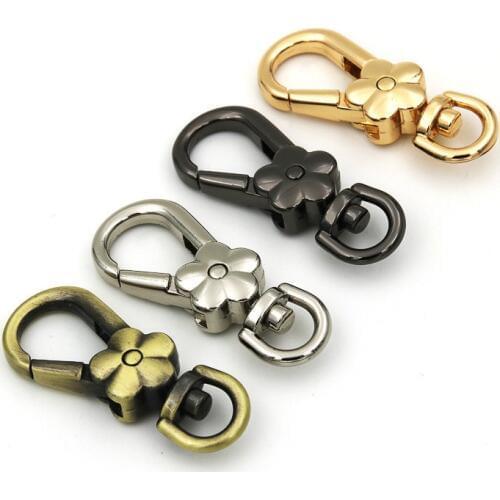 4pcs DIY Metal Key Ring Dog Collar Buckles Swivel Lobster Claw Hooks Clips dog buckle For Bag Keychain rings Making Accessories