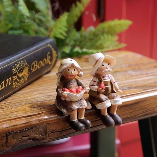 2Pieces/set) Resin Old Couple Fruit Home Decoration Gifts Cartoon Europe