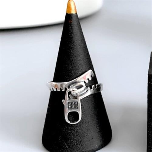 Miuoxion Wholesale Retro Zipper Ring Fashion Personality Creative Jewelry For Men Women Feature Namour Charm Gift All Seasons