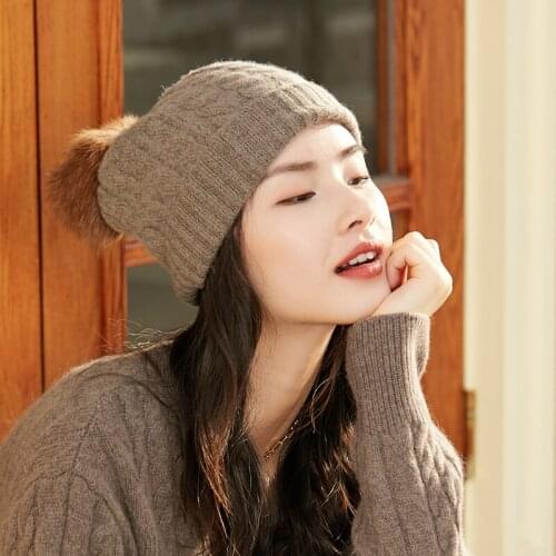Womens hats for fall/winter 2021 new 100% cashmere pullover caps solid color casual beanies to keep warm and wild wool hats