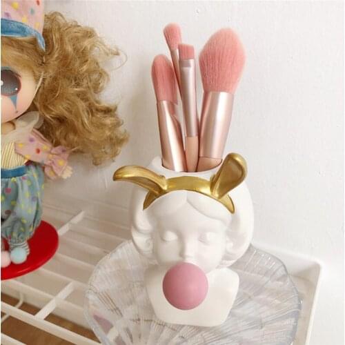 Ins Wind Girl Desktop Pen Holder Lipstick Debris Cosmetics Brush Storage Bucket Office Finishing Decorative Ornaments