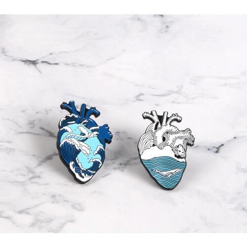 New Ocean Heart Pins Medical Anatomy Blue Sea Brooch Heart Neurology Pins for Doctors and Nurses Lapel Pin Bags Badge Gifts
