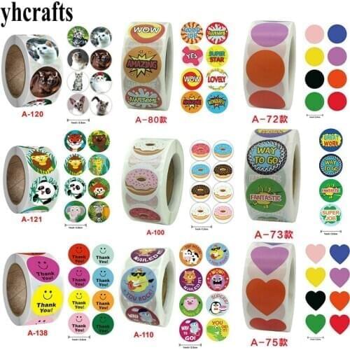 1 Roll=500PCS/Lot 2.5cm Christmas santa snowman snowflake Easter bunny paper stickers Sealing label Noel Xmas indoor ornament