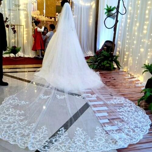 Cathedral Wedding Veil Lace Edge Two-Layer Wedding Veils with Comb