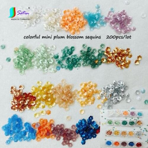 Wholesale 5mm Matte Laser Colorful Flower Shape Pet Sequins DIY Childrens Bag Dress Show Clothes Decorative Sequins Material