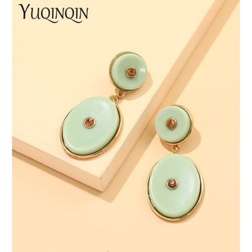 Vintage Round Big Luxury Drop Earrings for Women 2021 Korean Acrylic Fashion Jewelry Resin Boho Hanging Earing For Girls Party