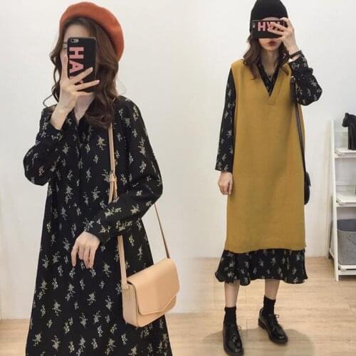 2021 Women Autumn Winter Vintage 2 Set Set Lady V-neck Knitted Vest Dress + Print Pleated Dress Set Female Casual Slim Suit D395