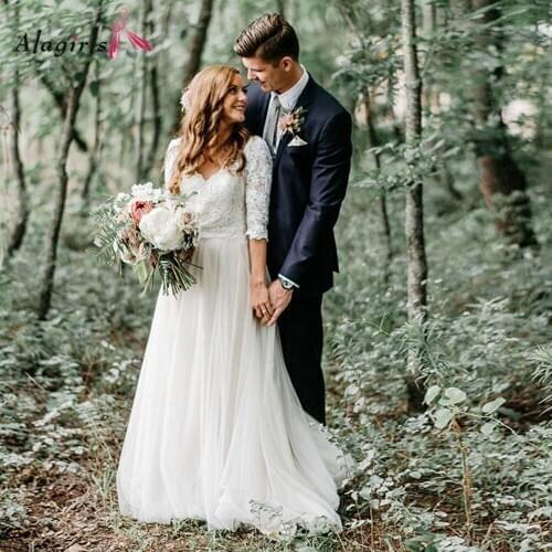 Lace Appliques Wedding Dress 2020 Tulle Skirt Boho Wedding Dresses Vneck Backless Bride Dresses For Princess Wedding Dress