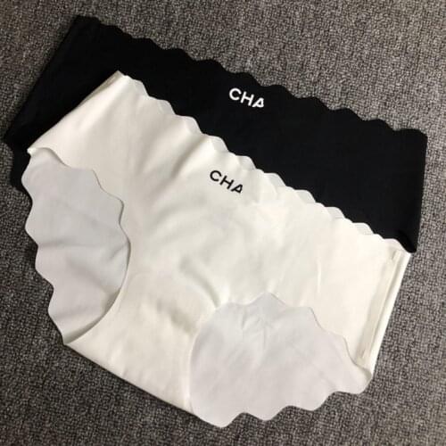 [2 Pieces] Women Seamless Panties Mid Waist Briefs Underwear for Female Womens Panties Set Underpant Lingerie Summer Sexy Hip