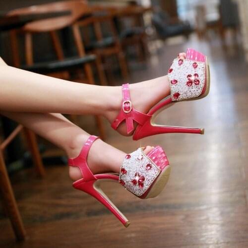 2020 New Retro Platform Pumps String Gemstone Ankle Strap Ultra High Heels 13.5cm Sexy Dress Shoes Nightclub Party Wedding Pumps