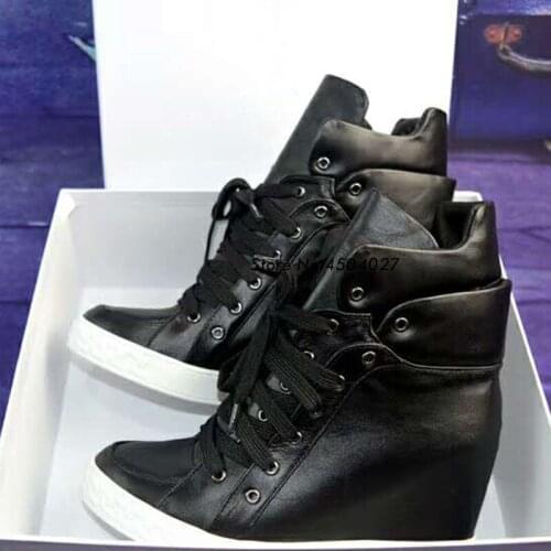 Women Suede Height Increasing Lace Up Platform Casual Women Boots Round Toe Botas Femeninas Cross-tied Female Boots