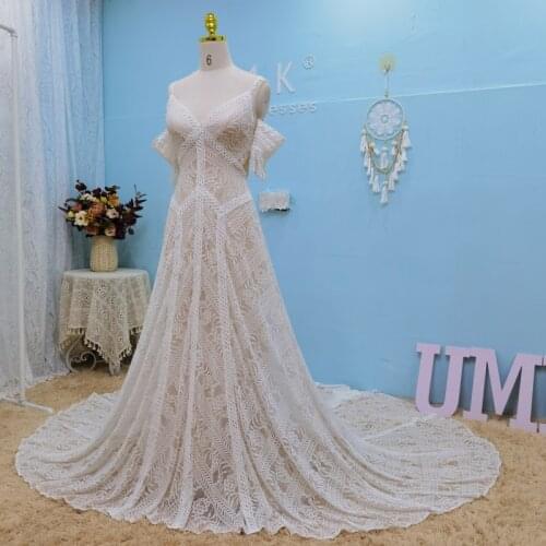 UMK 2021 Boho Wedding Dress Sexy Lace V Neck Open back spaghetti straps Beach Vestido De Noiva Chic Bridal Gowns