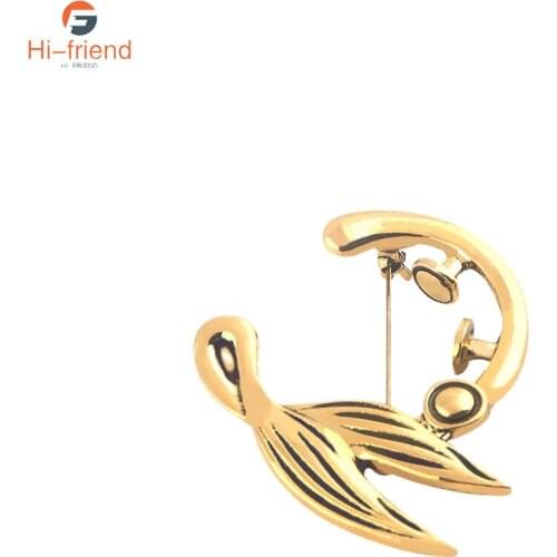 Anime Violet Evergarden Brooch Golden Badge Cosplay Brooch Pin Hat Bag Lapel Clothing Accessories Jewelry