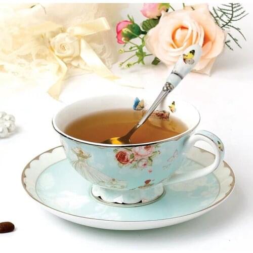 European Style Milk Cup Bone China Teacup with Saucer Set Floral Pattern Ceramic Coffee Mug Porcelain Drinkware Wedding Gift