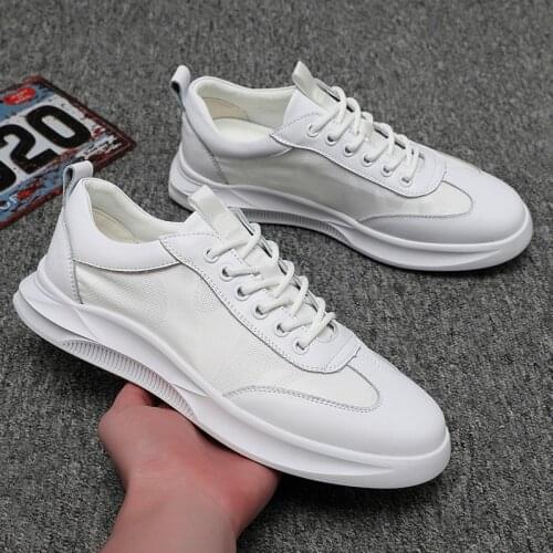Solid White Men Casual Shoes Sneakers 2021 Spring Autumn Lightweight High Quality Leather Mens Flats Leisure Trend Dropshipping