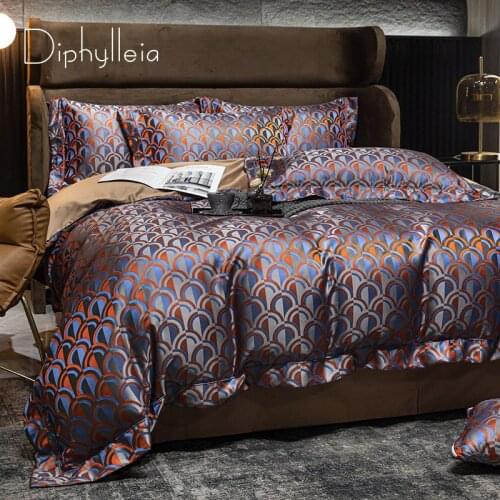 Diphylleia Jacquard Luxury Comforter Set 4 Piece Satin Cotton High End Purple Scales Pattern Bedding Set Chic Bedroom Decorating