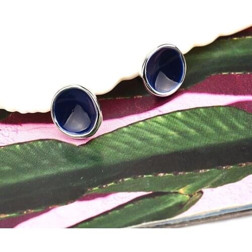 Noomi European and American irregular round steel drop oil simple temperament small fashion original single Earring