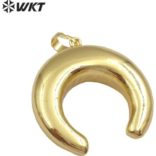 WT-P981 5pcs/lot Wholesale resin Horn Pendant for Necklace Making,High quality Exclusive resin moon gold dipped pendant 9*34mm