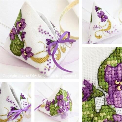 Cross Stitch Pin Neddle Cushion 042 18ct Biscornu Needlework DIY Kit Embroidery Set Counted Cross-Stitching Pincushion