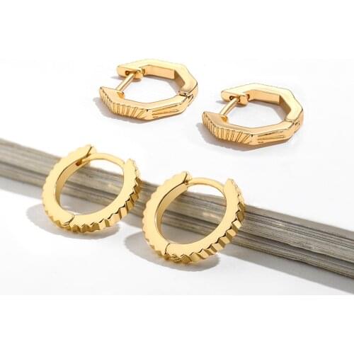 Minimalist Gold Color Geometric Round Circle Hoop Earrings for Women Vintage Gear Shape Statement Small Ear Rings Huggies