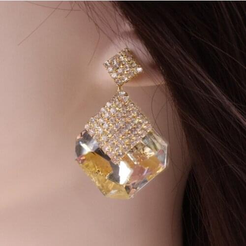 New Classic2016 New Beautiful Fashion Crystal Earrings Elegant Stud Earring earrings wholesale products manufacturer