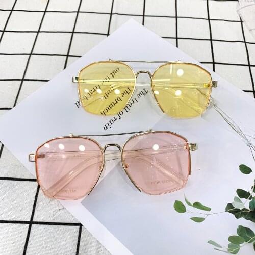 Mens New childrens and Sunglasses womens comfort UV 400 Sunglasses anti UV box decorative glasses B102
