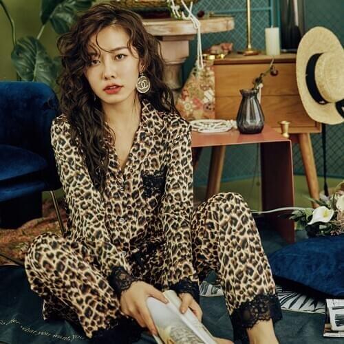 Women Pajamas Leopard Printing Sexy 2 Pieces Pajamas Set Long Sleeve Home ClothesThin Female Sleepwear pijamas Home Service