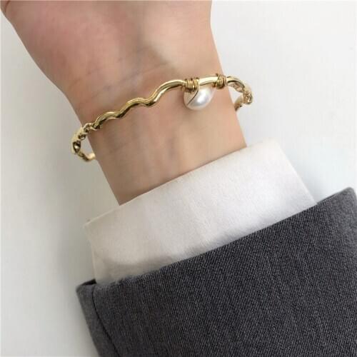 2020 New Genuine Natural Freshwater Pearl Bracelets Bangles For Women for Women Punk Boho Beach Bangle Jewelry Gift