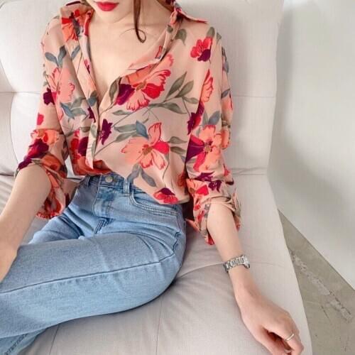 2021 Spring Fashion Ladies Blouses Women Chiffon Printed Puff Sleeve V-Neck Top Single-breasted Shirts Mujer Size S-4XL Y361