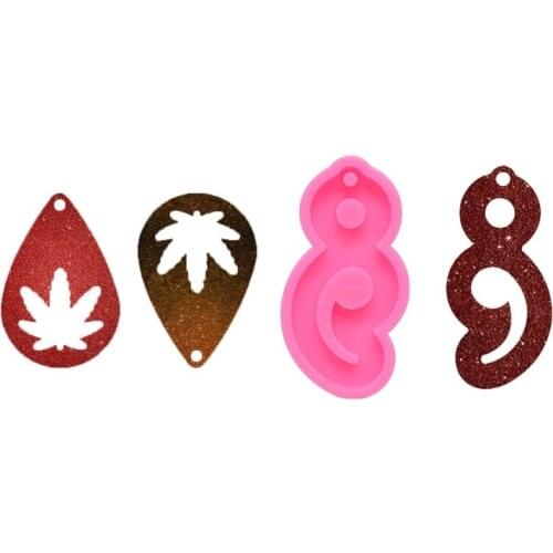 Crystal Epoxy Resin Mold Comma Period/Maple Leaf Keychain Casting Silicone Mould F3MF